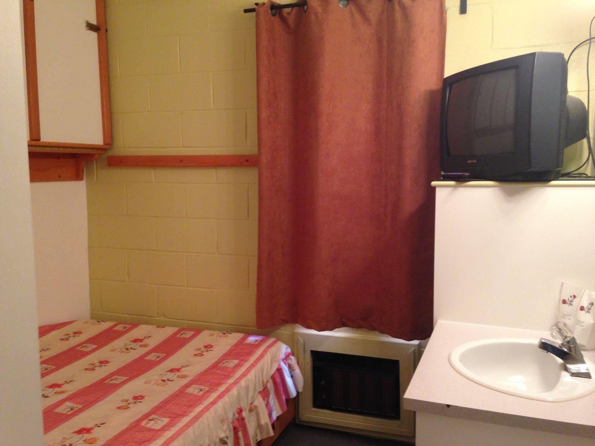 Motel Econonuit Sherbrooke Dış mekan fotoğraf